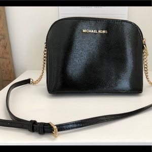 Crossbody black Michael kors bag